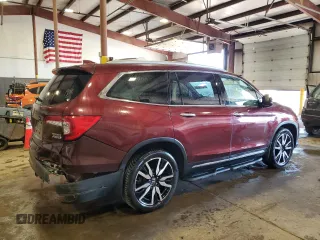 2019 Honda Pilot Touring 7-Passenger with VIN 5FNYF6H63KB012984, listed as a Copart auction lot 52826725 with 99,485 mi miles and Salvage Title. Bid and sale history available at carsss.com. Image 3.