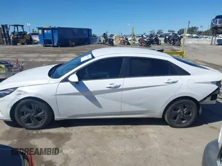 2022 Hyundai Elantra SEL with VIN 5NPLM4AG2NH070629, listed as a IAAI auction lot 41799299 with 58,720 mi miles and . Bid and sale history available at DreamBid. Image 15.