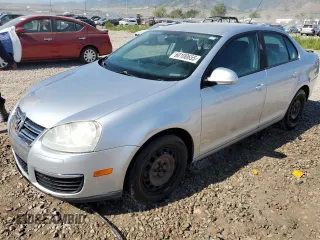 2008 Volkswagen Jetta S with VIN 3VWJM71K98M094547, listed as a Copart auction lot 60100655 with 147,239 mi miles and Salvage title. Bid and sale history available at DreamBid. Image 1.