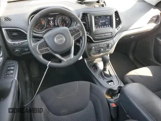 2019 Jeep Cherokee Latitude with VIN 1C4PJLCB0KD448342, listed as a Copart auction lot 51621495 with 86,551 mi miles and Salvage Title. Bid and sale history available at carsss.com. Image 8.