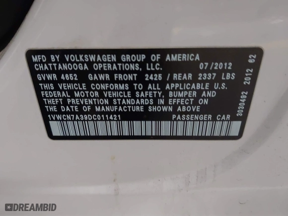 2013 Volkswagen Passat TDI SEL Premium with VIN 1VWCN7A39DC011421, listed as a IAAI auction lot 42042189 with 141,670 mi miles. Bid and sale history available at carsss.com. Image 9.