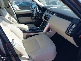 2018 Land Rover Range Rover Autobiography z VIN SALGV2RE1JA513465, wystawiony jako IAAI lot #42352110 z przebiegiem 56 168 mil mil oraz . Historia ofert i sprzedaży dostępna na DreamBid. Obrazek 5.