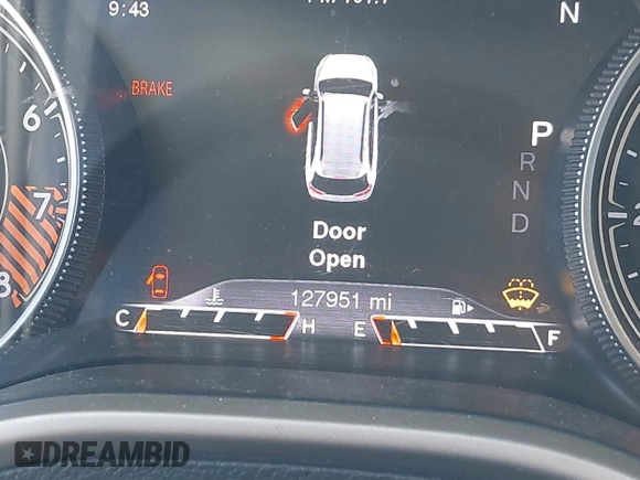 2015 Jeep Cherokee Limited with VIN 1C4PJMDS7FW688762, listed as a IAAI auction lot 41709877 with 154,499 mi miles. Bid and sale history available at carsss.com. Image 7.