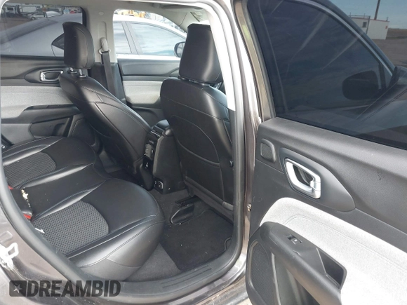 2022 Jeep Compass Latitude with VIN 3C4NJDBB6NT120808, listed as a IAAI auction lot 42227108 with 43,016 mi miles and . Bid and sale history available at DreamBid. Image 8.