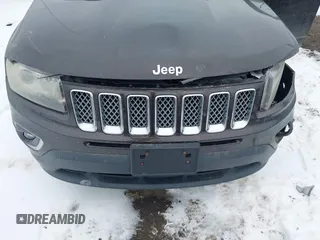 2014 Jeep Compass Limited with VIN 1C4NJDCB6ED549614, listed as a IAAI auction lot 41595768 with 114,472 mi miles. Bid and sale history available at carsss.com. Image 6.