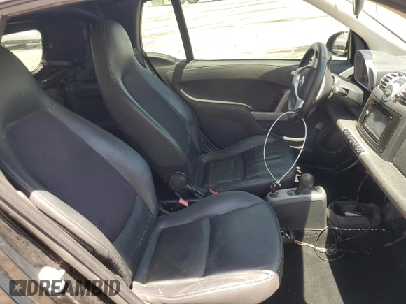 2009 Smart fortwo Passion with VIN WMEEK31X99K296913, listed as a Copart auction lot 61491365 with 93,211 mi miles and Salvage title. Bid and sale history available at DreamBid. Image 10.