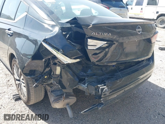 2024 Nissan Altima SV with VIN 1N4BL4DV3RN305351, listed as a IAAI auction lot 41845945 with 41,763 mi miles and . Bid and sale history available at DreamBid. Image 6.