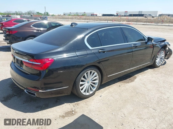 2017 BMW 7 Series 740i xDrive with VIN WBA7E4C50HGU99106, listed as a IAAI auction lot 41997603 with 138,322 mi miles. Bid and sale history available at carsss.com. Image 4.