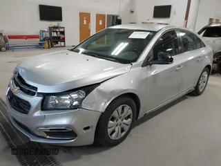 2015 Chevrolet Cruze LT with VIN 1G1PC5SB0F7106006, listed as a IAAI auction lot 41779345 with 127,532 mi miles and . Bid and sale history available at DreamBid. Image 17.