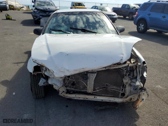 1997 Honda Civic DX with VIN 1HGEJ6624VL011251, listed as a Copart auction lot 45999505 with 117,610 mi miles and Salvage Title. Bid and sale history available at carsss.com. Image 5.