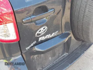 2006 Toyota RAV4 Sport with VIN JTMBK32V065001366, listed as a IAAI auction lot 42120400 with 218,415 mi miles. Bid and sale history available at carsss.com. Image 12.
