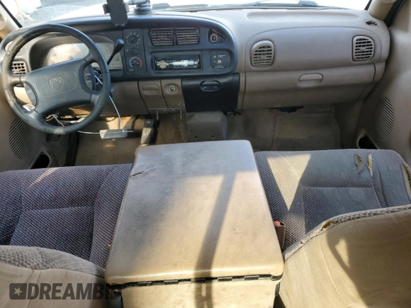 1998 Dodge 2500 z VIN 1B7KC2362WJ203163, wystawiony jako Copart lot #58871105 z przebiegiem 259 264 mil mil oraz Szkoda całkowita • Salvage title. Historia ofert i sprzedaży dostępna na DreamBid. Obrazek 8.