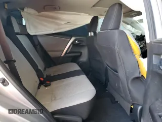 2018 Toyota RAV4 XLE z VIN JTMWFREV5JD119660, wystawiony jako Copart lot #54597425 z przebiegiem 46 379 mil mil oraz Szkoda całkowita • Salvage title. Historia ofert i sprzedaży dostępna na DreamBid. Obrazek 10.