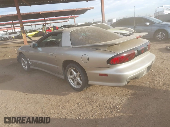 2001 Pontiac Firebird Formula with VIN 2G2FV22G312127556, listed as a IAAI auction lot 41496494 with 179,699 mi miles and . Bid and sale history available at DreamBid. Image 3.