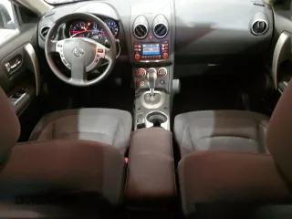 2015 Nissan Rogue S z VIN JN8AS5MVXFW251183, wystawiony jako Copart lot #56011665 z przebiegiem 79 425 mil mil oraz Szkody całkowita. Historia ofert i sprzedaży dostępna na DreamBid. Obrazek 8.