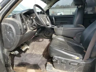 2013 Chevrolet Silverado 1500 LT with VIN 3GCPKSE74DG330767, listed as a Copart auction lot 49609515 with 252,108 mi miles and Salvage Title. Bid and sale history available at DreamBid. Image 7.