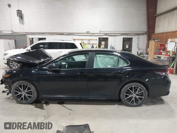 2021 Toyota Camry SE Nightshade with VIN 4T1T11AK2MU483971, listed as a IAAI auction lot 41934957 with 61,618 mi miles and . Bid and sale history available at DreamBid. Image 14.