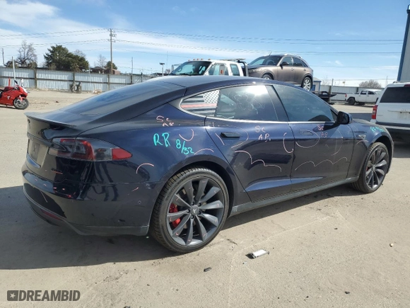 2014 Tesla Model S P85D with VIN 5YJSA1H25EFP65568, listed as a Copart auction lot 46613845 with 0 mi miles and Salvage Title. Bid and sale history available at carsss.com. Image 3.