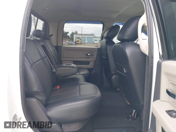2012 Ram 2500 Big Horn with VIN 3C6UD5DL8CG119834, listed as a IAAI auction lot 39124274 with 197,596 mi miles. Bid and sale history available at carsss.com. Image 8.