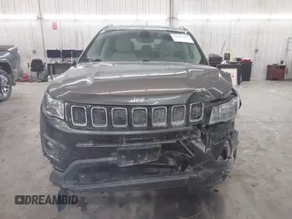 2019 Jeep Compass Altitude with VIN 3C4NJDBBXKT665843, listed as a IAAI auction lot 41561291 with 82,912 mi miles and . Bid and sale history available at DreamBid. Image 11.
