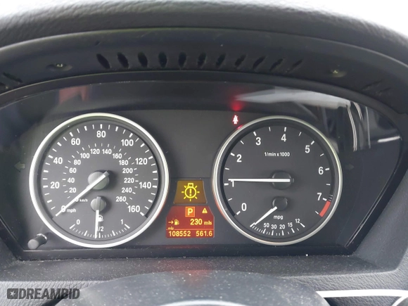 2011 BMW X5 35i with VIN 5UXZV4C51BL414668, listed as a IAAI auction lot 41532939 with 108,552 mi miles. Bid and sale history available at carsss.com. Image 7.