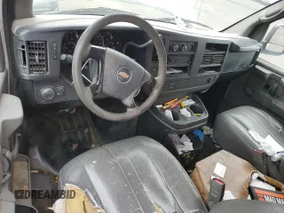2008 Chevrolet Express Cargo Van with VIN 1GCGG25C981188144, listed as a Copart auction lot 76550214 with 292,178 mi miles and Salvage Title. Bid and sale history available at carsss.com. Image 8.