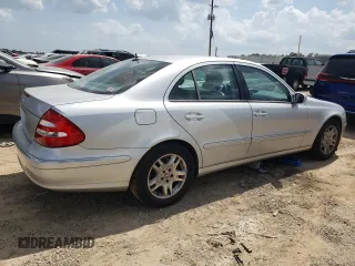 2003 Mercedes-Benz E-Class 3.2L with VIN WDBUF65J23A206793, listed as a Copart auction lot 65141914 with 0 mi miles and Salvage Title. Bid and sale history available at carsss.com. Image 3.