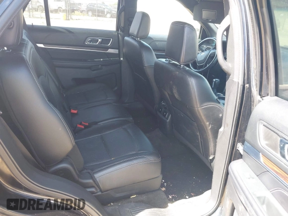 2018 Ford Explorer Limited z VIN 1FM5K7F84JGA70191, wystawiony jako IAAI lot #42665507 z przebiegiem 121 586 mil mil oraz . Historia ofert i sprzedaży dostępna na DreamBid. Obrazek 8.