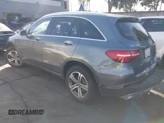 2019 Mercedes-Benz GLC 350e z VIN WDC0G5EB1KF579447, wystawiony jako IAAI lot #41534374 z przebiegiem 88 601 mil mil oraz . Historia ofert i sprzedaży dostępna na DreamBid. Obrazek 3.