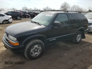 2005 Chevrolet Blazer LS z VIN 1GNCT18X05K111338, wystawiony jako Copart lot #49117045 z przebiegiem 225 006 mil mil oraz Szkoda całkowita • Salvage title. Historia ofert i sprzedaży dostępna na DreamBid. Obrazek 1.