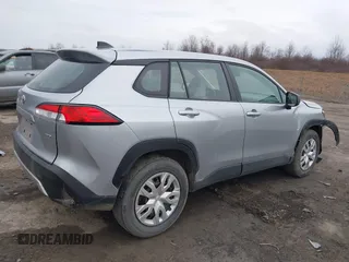 2022 Toyota Corolla Cross L с VIN 7MUAAABG4NV027200, выставлен на аукционе IAAI как лот 41834113 с пробегом 58 533 миль миль и . История ставок и продаж доступна на DreamBid. Изображение 4.