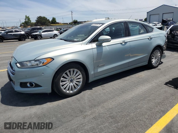 2013 Ford Fusion SE Hybrid with VIN 3FA6P0LU9DR281697, listed as a Copart auction lot 58583675 with 136,121 mi miles and Salvage title. Bid and sale history available at DreamBid. Image 1.
