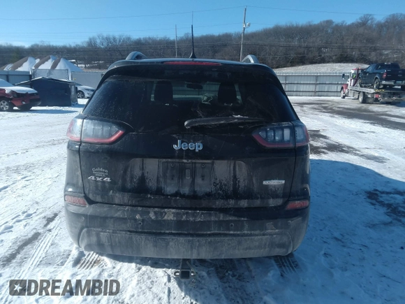 2020 Jeep Cherokee Latitude with VIN 1C4PJMCB8LD560412, listed as a IAAI auction lot 41235399 with 68,473 mi miles. Bid and sale history available at carsss.com. Image 16.