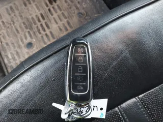 2012 Lincoln MKX z VIN 2LMDJ8JK1CBL02848, wystawiony jako IAAI lot #41845492 z przebiegiem 177 478 mil mil oraz . Historia ofert i sprzedaży dostępna na DreamBid. Obrazek 11.