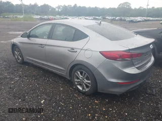 2017 Hyundai Elantra SE with VIN 5NPD84LF6HH018597, listed as a IAAI auction lot 42636028 with 82,397 mi miles and . Bid and sale history available at DreamBid. Image 3.