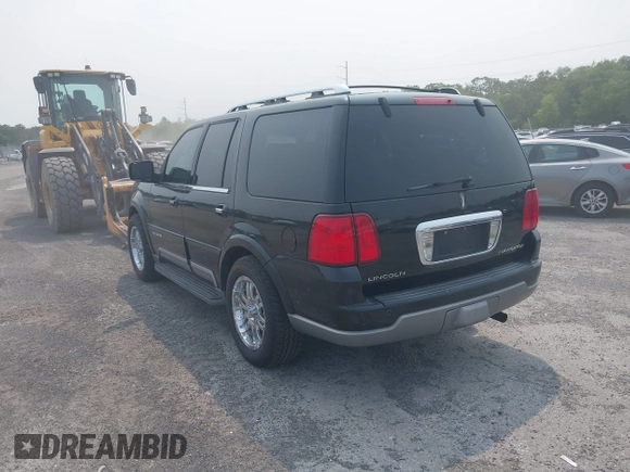 2003 Lincoln Navigator Luxury z VIN 5LMFU28R33LJ13692, wystawiony jako IAAI lot #42226136 z przebiegiem 161 104 mil mil oraz . Historia ofert i sprzedaży dostępna na DreamBid. Obrazek 3.