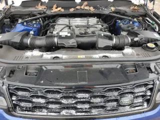 2021 Land Rover Range Rover Sport SVR z VIN SALWZ2RE9MA772872, wystawiony jako Copart lot #44192245 z przebiegiem 68 761 mil mil oraz Szkoda całkowita • Salvage title. Historia ofert i sprzedaży dostępna na DreamBid. Obrazek 12.