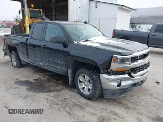 2017 Chevrolet Silverado 1500 LT with VIN 1GCVKRECXHZ322143, listed as a IAAI auction lot 41339772 with 84,208 mi miles. Bid and sale history available at carsss.com. Image 1.