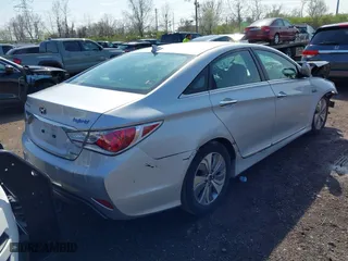 2015 Hyundai Sonata Hybrid Limited with VIN KMHEC4A44FA128410, listed as a IAAI auction lot 41923725 with 1 mi miles. Bid and sale history available at carsss.com. Image 4.