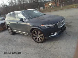 2024 Volvo XC90 Plus Bright Theme with VIN YV4062PE3R1190974, listed as a IAAI auction lot 41785085 with 12,283 mi miles and . Bid and sale history available at DreamBid. Image 1.