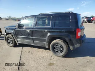 2016 Jeep Patriot Sport z VIN 1C4NJPBB0GD711842, wystawiony jako Copart lot #52802165 z przebiegiem 105 273 mil mil oraz Szkoda całkowita • Salvage title. Historia ofert i sprzedaży dostępna na DreamBid. Obrazek 2.