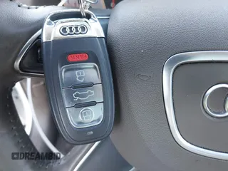 2014 Audi Q5 Prestige z VIN WA1VMAFP6EA080386, wystawiony jako IAAI lot #41422923 z przebiegiem 66 913 mil mil oraz . Historia ofert i sprzedaży dostępna na DreamBid. Obrazek 11.