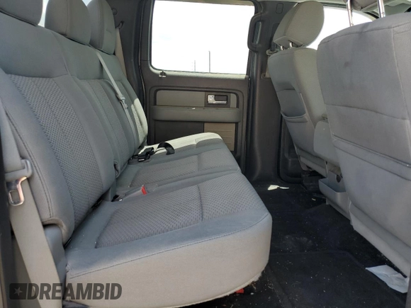2012 Ford F-150 XL z VIN 1FTFW1CF8CKD23428, wystawiony jako Copart lot #53680595 z przebiegiem 225 988 mil mil oraz Szkody całkowita. Historia ofert i sprzedaży dostępna na DreamBid. Obrazek 10.