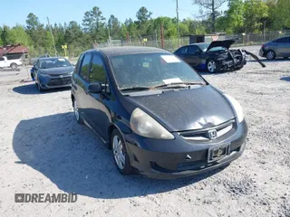 2007 Honda Fit Sport with VIN JHMGD38677S001107, listed as a IAAI auction lot 42074751 with 210,278 mi miles. Bid and sale history available at carsss.com. Image 1.