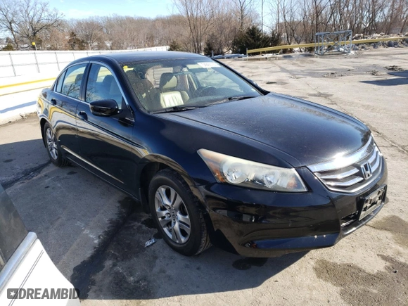 2011 Honda Accord Sdn SE with VIN 1HGCP2F69BA145925, listed as a Copart auction lot 38666163 with 69,222 mi miles and Salvage Title. Bid and sale history available at carsss.com. Image 4.