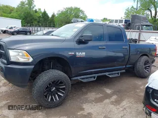 2017 Ram 2500 Tradesman z VIN 3C6UR4CJ1HG748189, wystawiony jako IAAI lot #42077420 z przebiegiem 175 256 mil mil oraz . Historia ofert i sprzedaży dostępna na DreamBid. Obrazek 15.