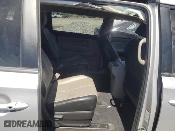 2020 Kia Sedona LX with VIN KNDMB5C19L6635216, listed as a Copart auction lot 69744734 with 0 mi miles and Salvage Title. Bid and sale history available at carsss.com. Image 11.