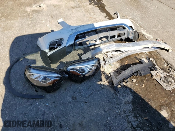 2018 Mercedes-Benz GLC 300 with VIN WDC0G4JB4JV038963, listed as a Copart auction lot 59706815 with 31,404 mi miles and Non repairable. Bid and sale history available at DreamBid. Image 13.
