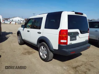 2008 Land Rover LR3 HSE with VIN SALAG25468A455005, listed as a IAAI auction lot 41785847 with 220,740 mi miles. Bid and sale history available at carsss.com. Image 3.