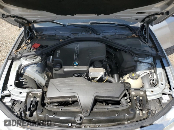 2016 BMW 4 Series 428i xDrive z VIN WBA4C9C52GG136035, wystawiony jako Copart lot #52501455 z przebiegiem 181 086 mil mil oraz Szkoda całkowita • Salvage title. Historia ofert i sprzedaży dostępna na DreamBid. Obrazek 11.